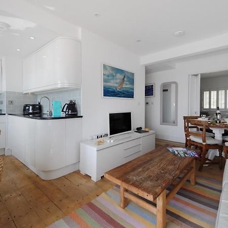 Starfish Apartment Lyme Regis Ngoại thất bức ảnh