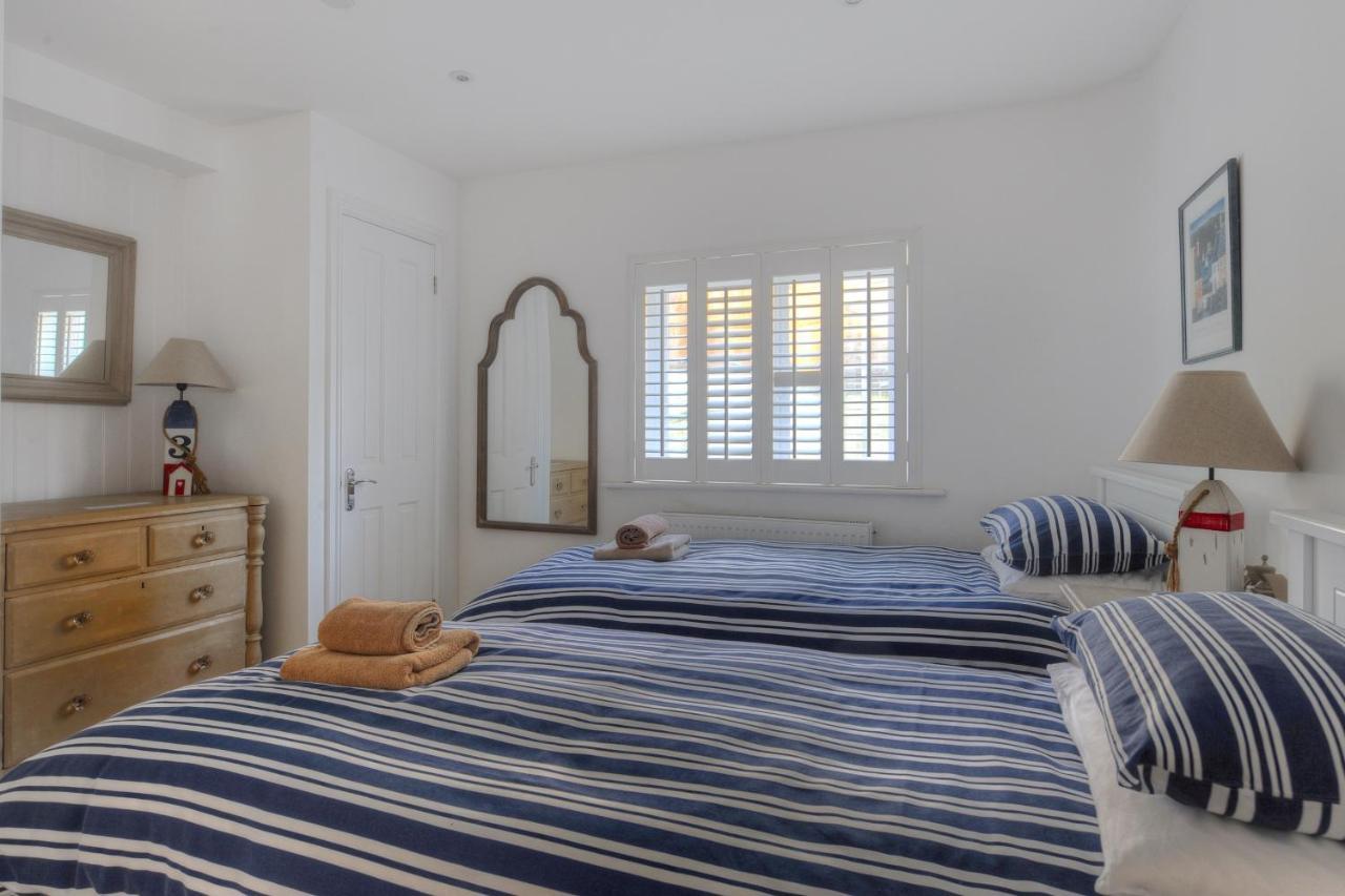 Starfish Apartment Lyme Regis Ngoại thất bức ảnh