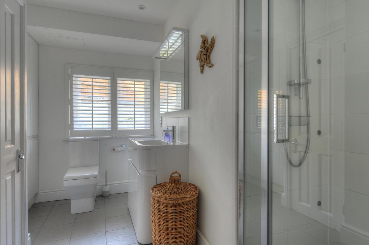 Starfish Apartment Lyme Regis Ngoại thất bức ảnh